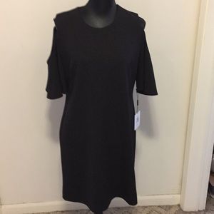 Perfect little black dress!